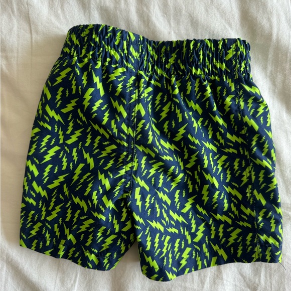 Baby boy shorts bundle of 3, size 12-18 months - Picture 8 of 9